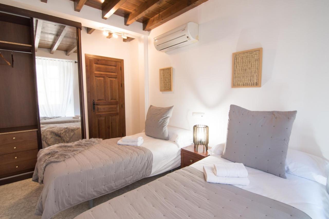 Tuguest Gracia Apartments Granada Ngoại thất bức ảnh